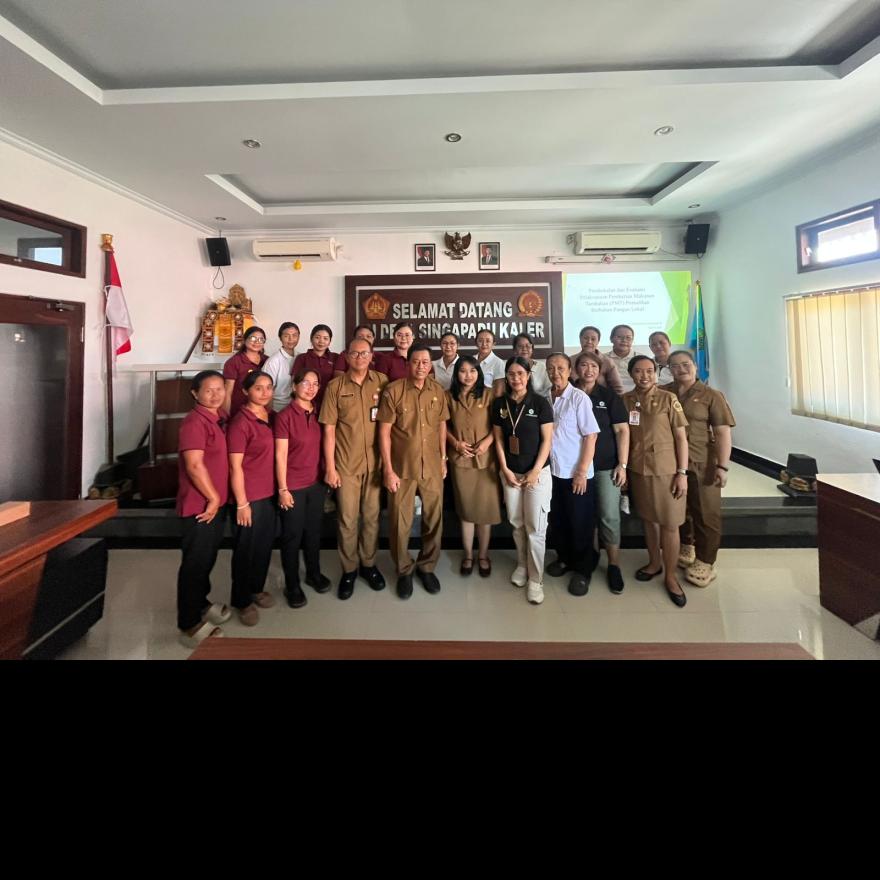 Pembekalan dan Evaluasi Pelaksanaan Pemberian Makanan Tambahan (PMT) Pemulihan Berbahan Pangan Lokal